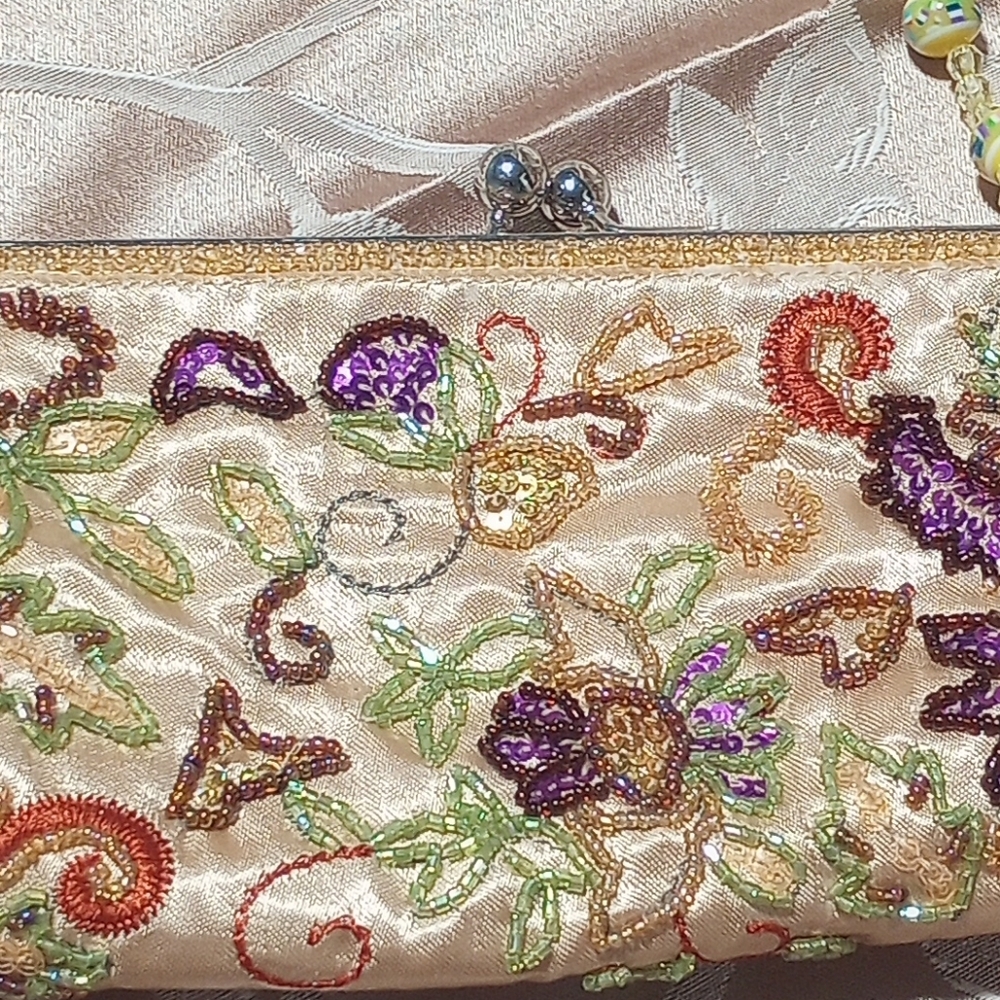 Embroidered Beaded Clutch with Beaded Handle - Picture 3 of 10